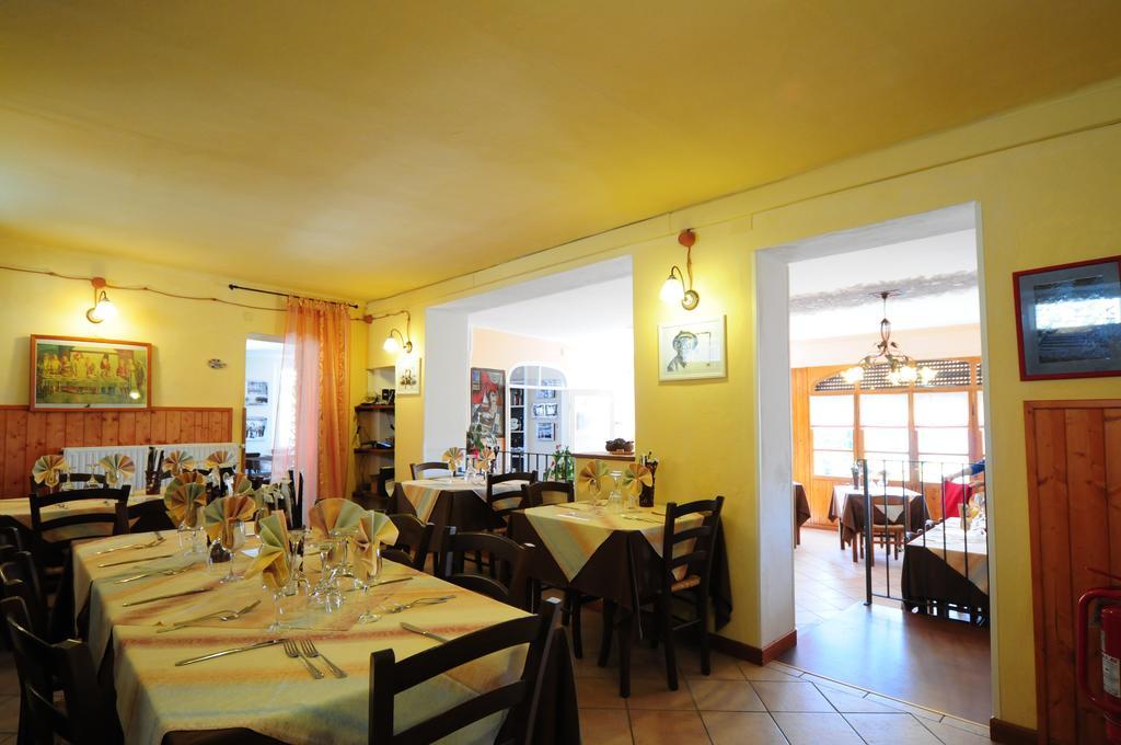 Locanda Del Pittore Arcumeggia Extérieur photo